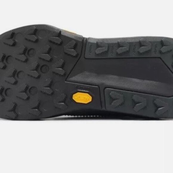 Nike ZoomX Zegama Trail Shoes Mens Black Gray Vibram MegaGrip - Picture 6 of 6